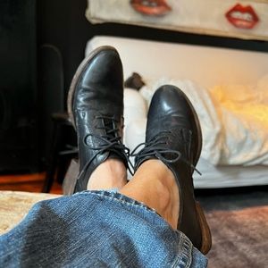 Frye Carson Oxford Black Leather Size 7